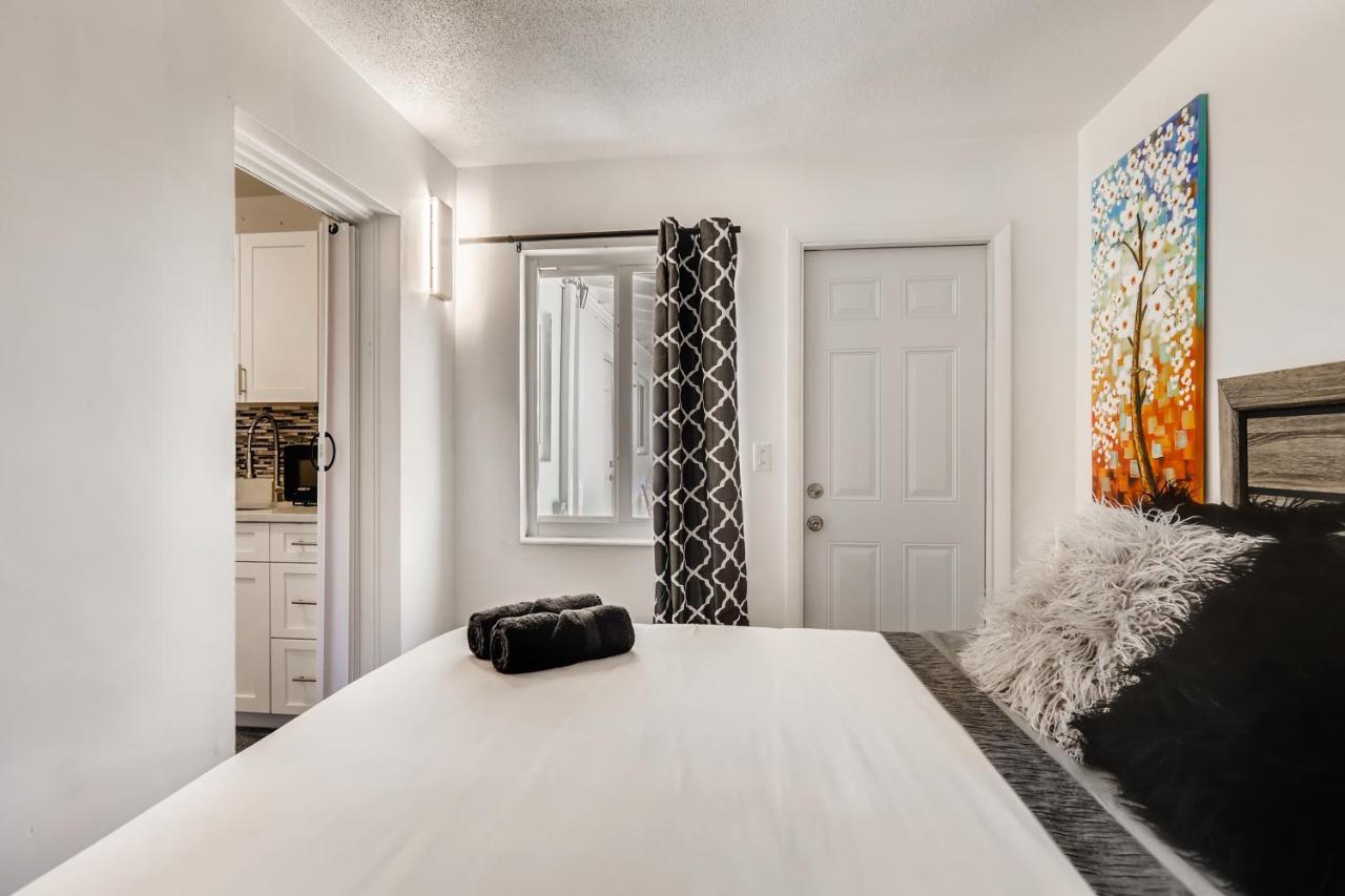 Coral Sands 1Br/1Ba Close 2 Beach! ウェストパームビーチ エクステリア 写真