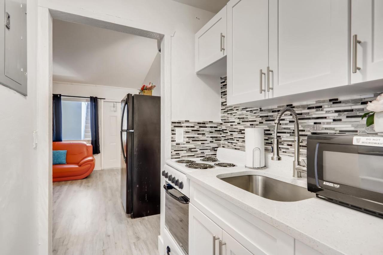 Coral Sands 1Br/1Ba Close 2 Beach! ウェストパームビーチ エクステリア 写真