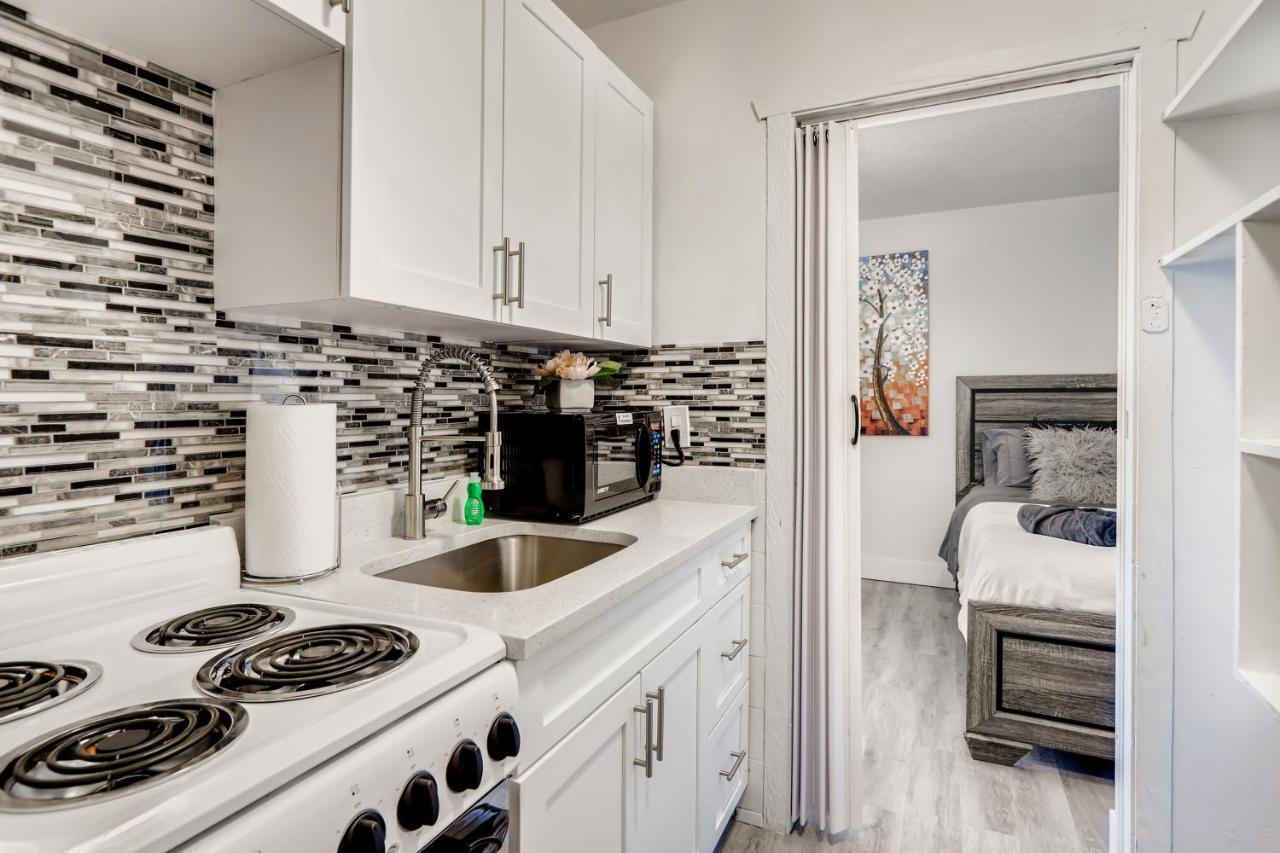 Coral Sands 1Br/1Ba Close 2 Beach! ウェストパームビーチ エクステリア 写真